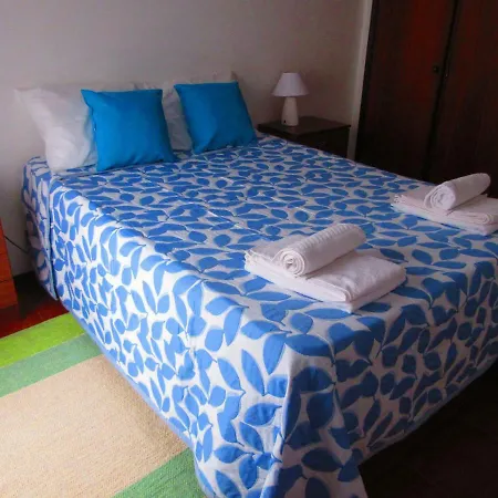 Apartament By The Sea - 3 Bedroom *