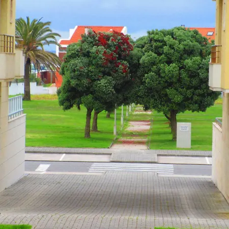 Apartament By The Sea - 3 Bedroom *