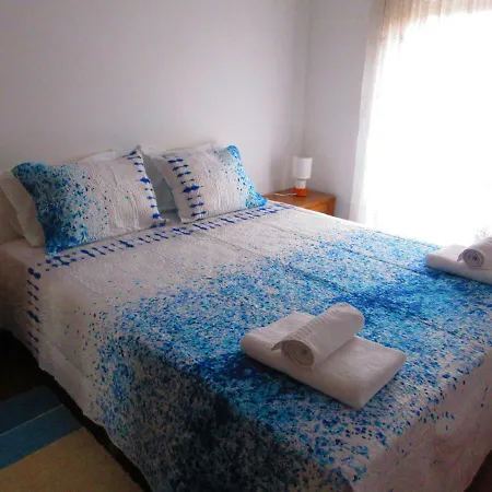 Apartament By The Sea - 3 Bedroom *